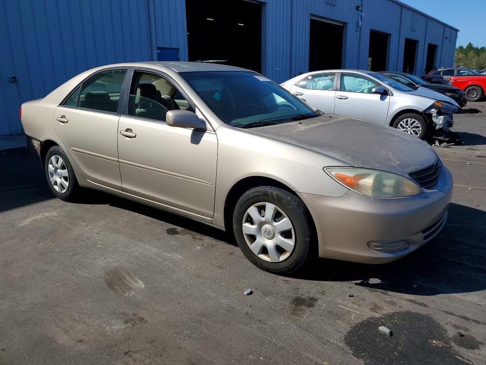 2003 Toyota Camry le