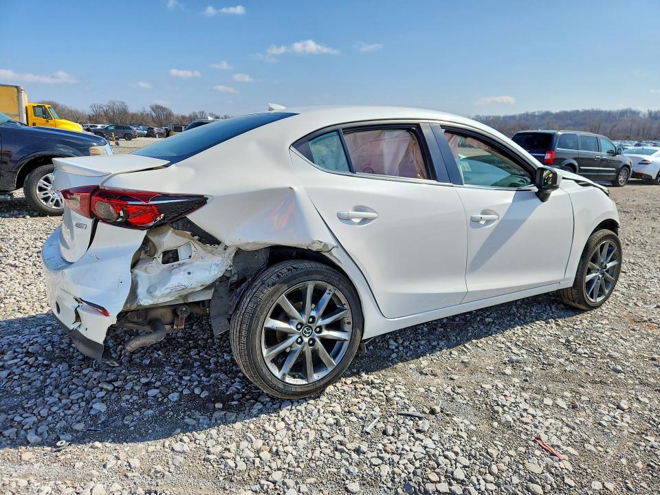 2018 Mazda 3 Touring