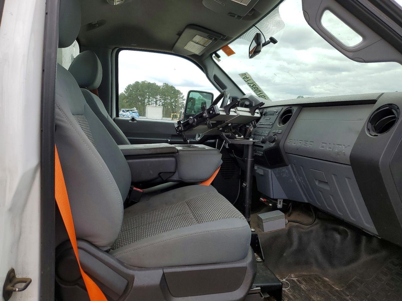 2015 Ford F450 Super Duty Bucket Truck