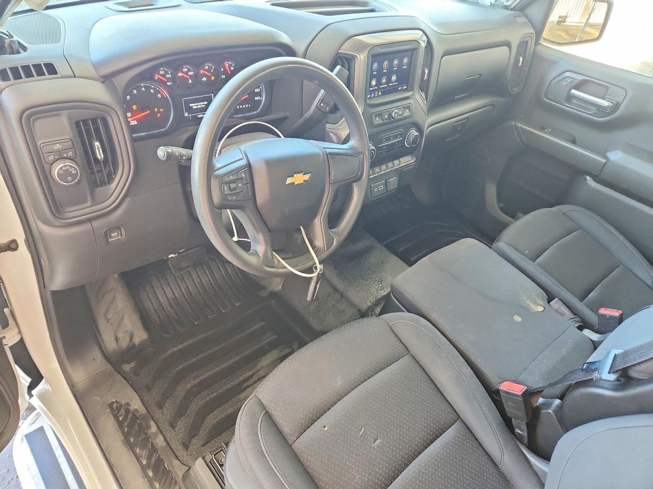2025 Chevrolet Silverado C1500