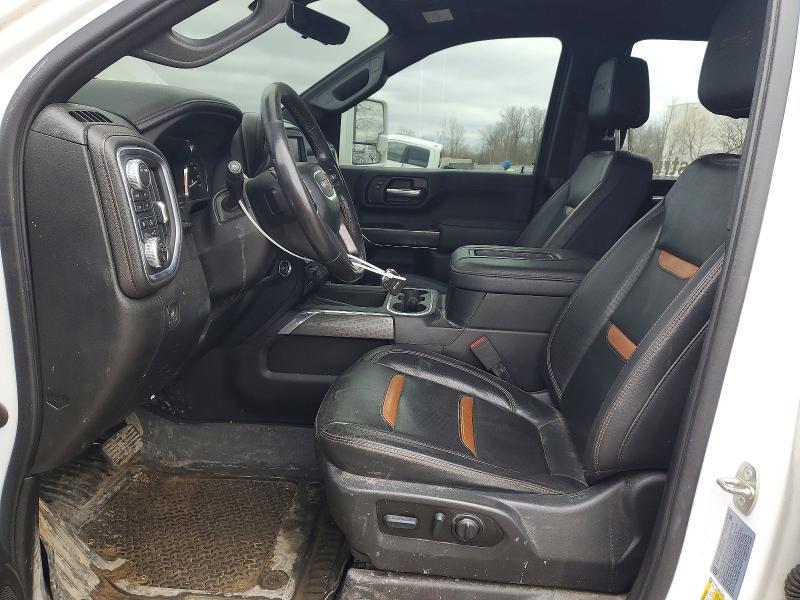 2022 GMC Sierra K2500 AT4