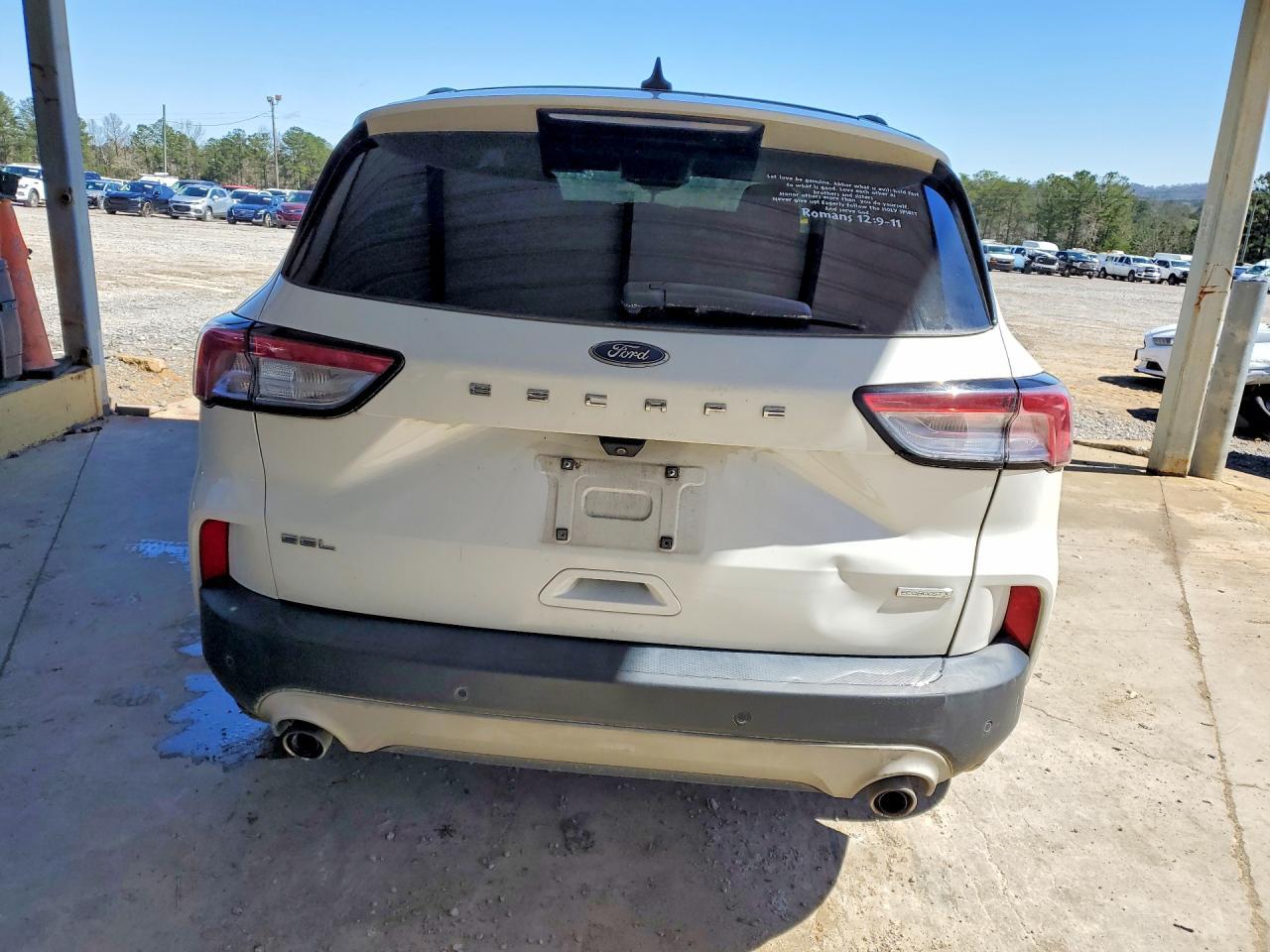 2020 Ford Escape sel