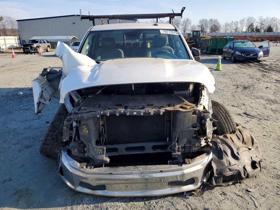 2013 Dodge Ram 1500 slt