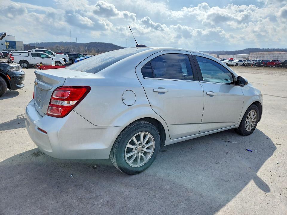 2018 Chevrolet Sonic lt