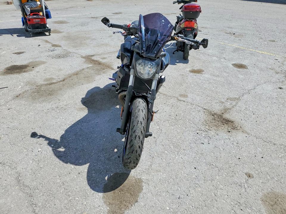 2015 Yamaha Fz07 c