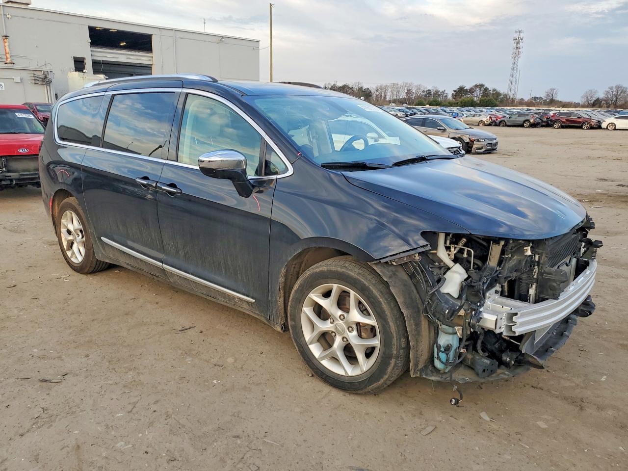 2020 Chrysler Pacifica Limited