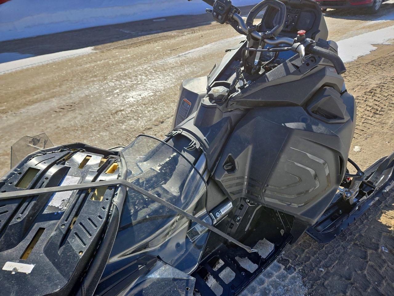 2025 Lynx Brutal RE 900 ACE T