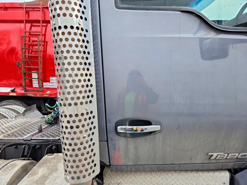 2021 Kenworth T880 Semi Truck