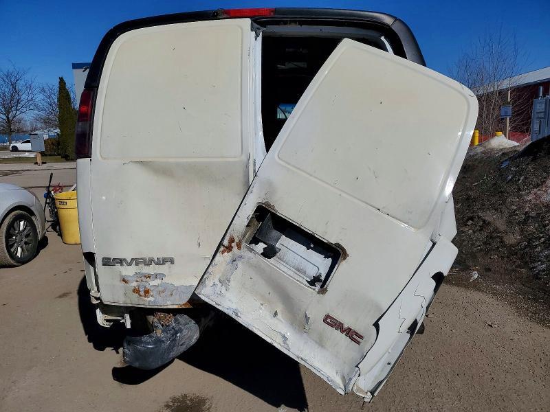 2005 GMC Savana G2500