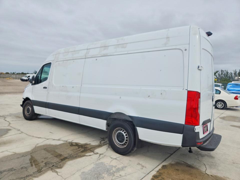 2023 Mercedes-Benz Sprinter 2500