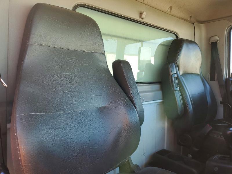 2019 Hino 338 BOX Truck