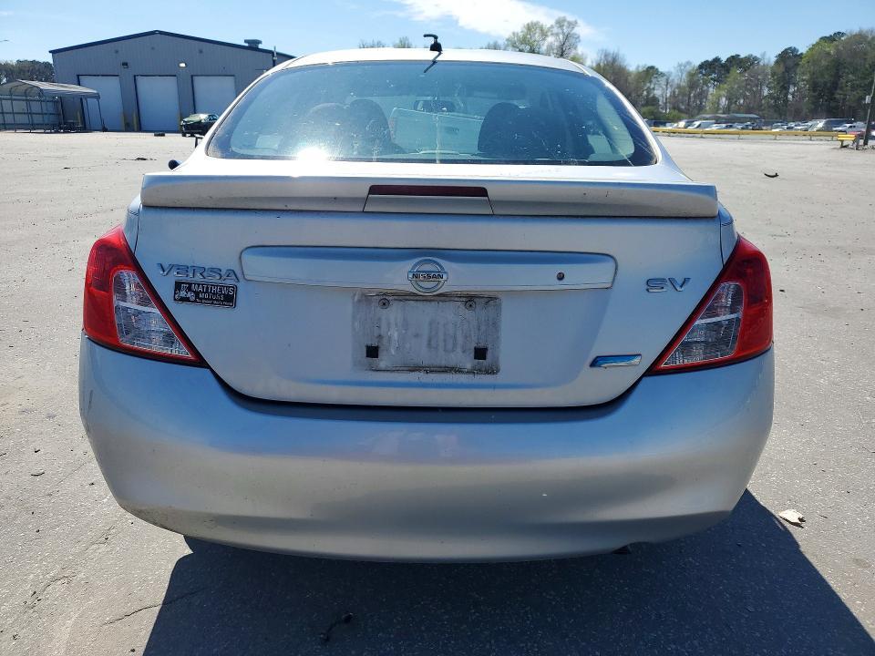 2014 Nissan Versa 1.6 sv