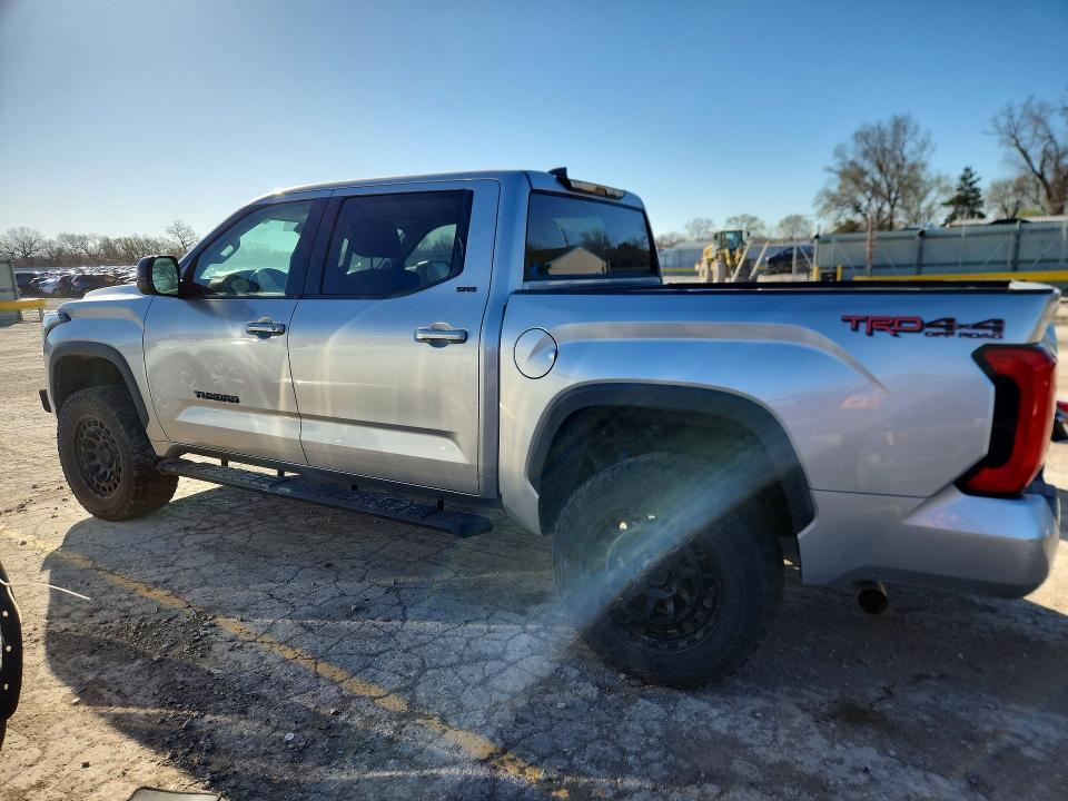 2022 Toyota Tundra SR5