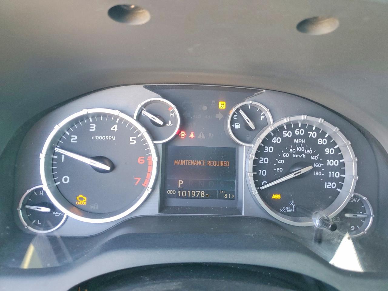 2015 Toyota Tundra SR5