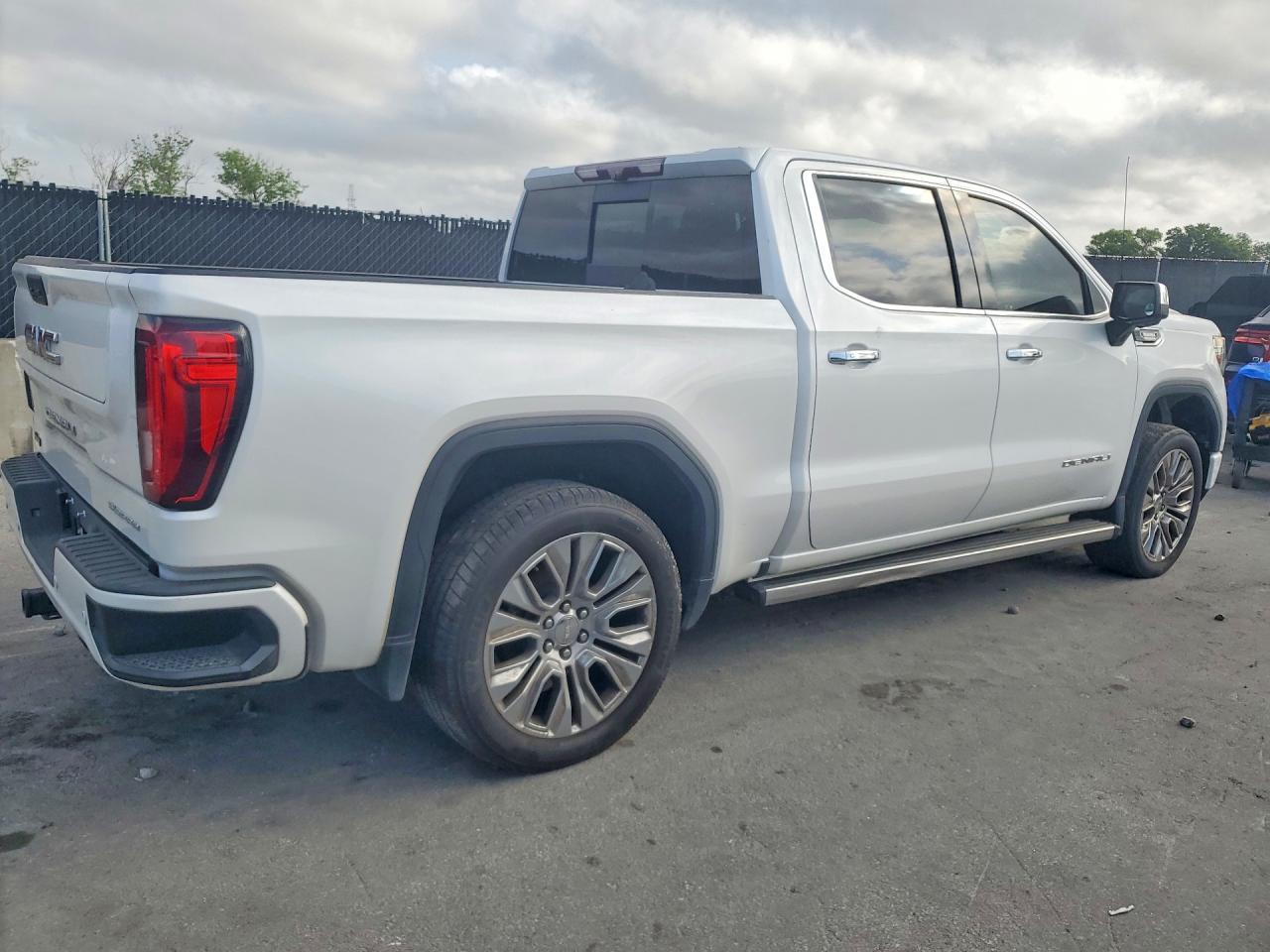 2020 GMC Sierra K1500 Denali