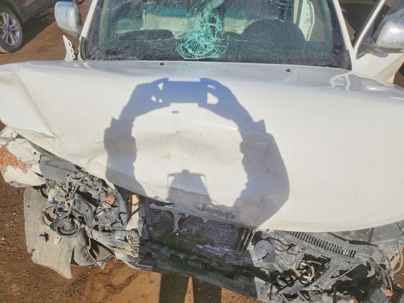 2011 Jeep Grand Cherokee Unknown