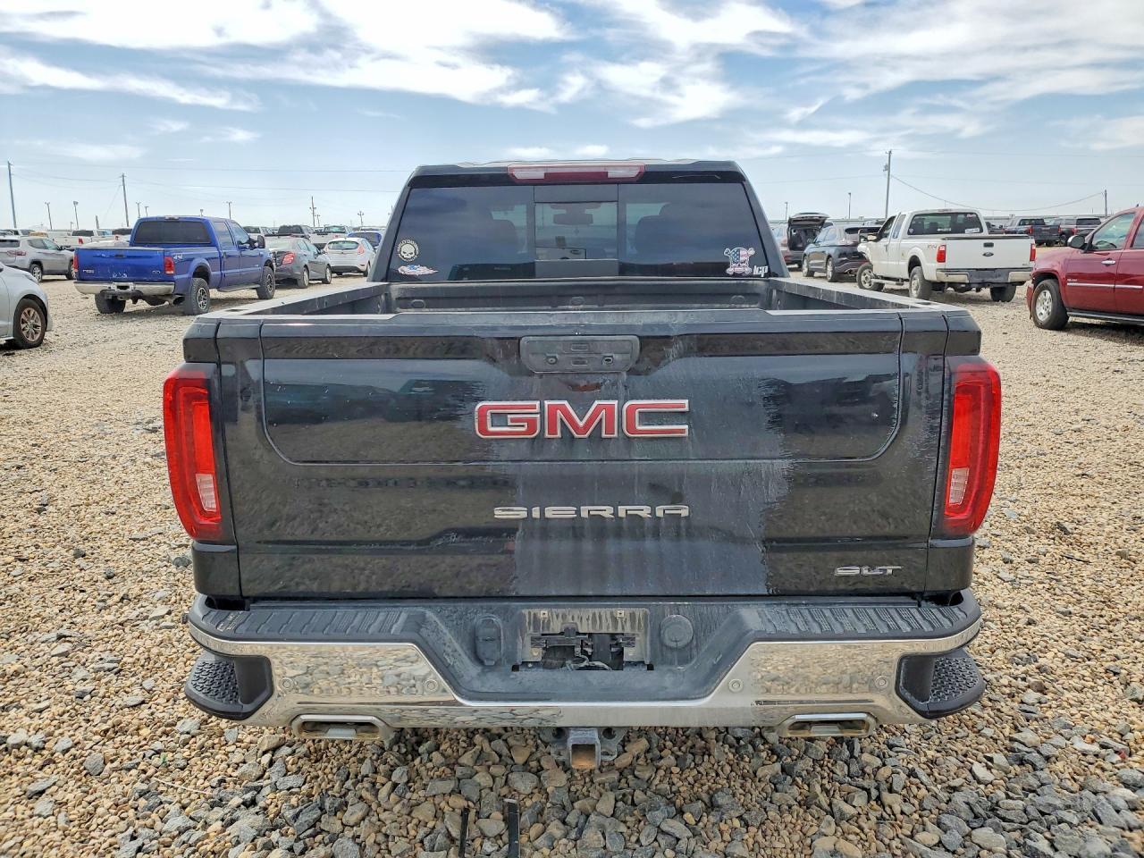 2021 GMC Sierra K1500 SLT
