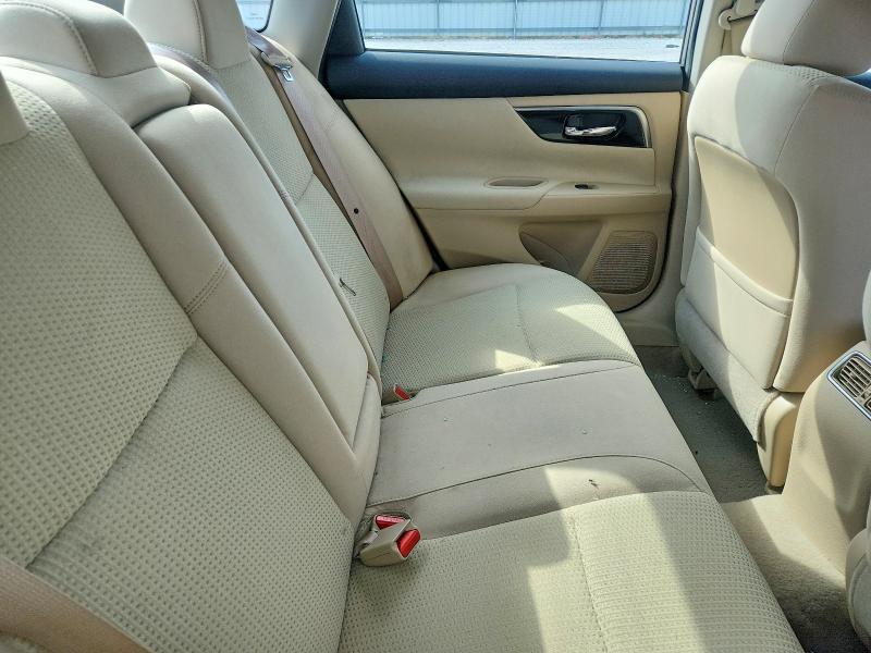 2014 Niss Altima 2.5 sv