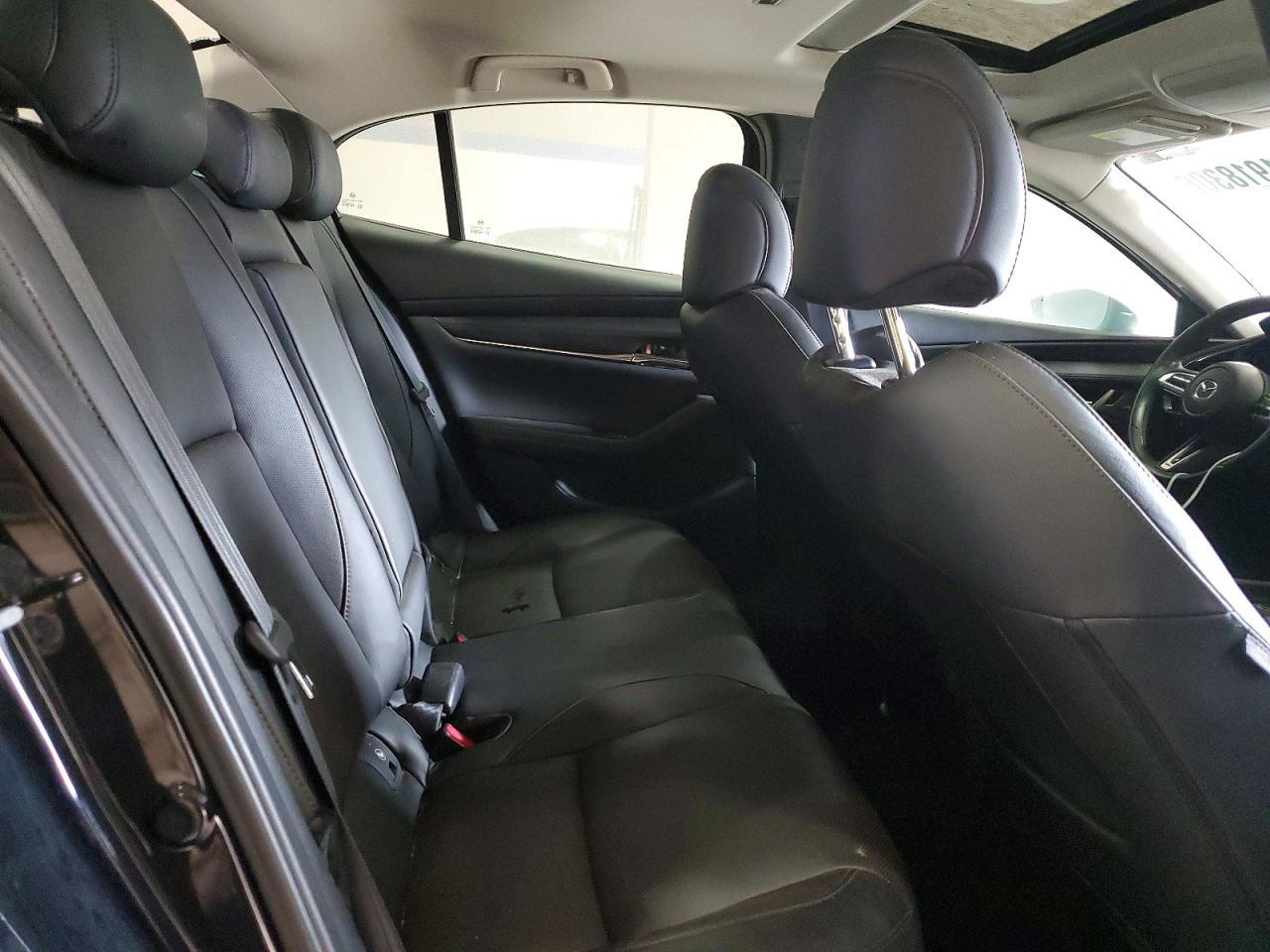 2019 Mazda 3 Premium