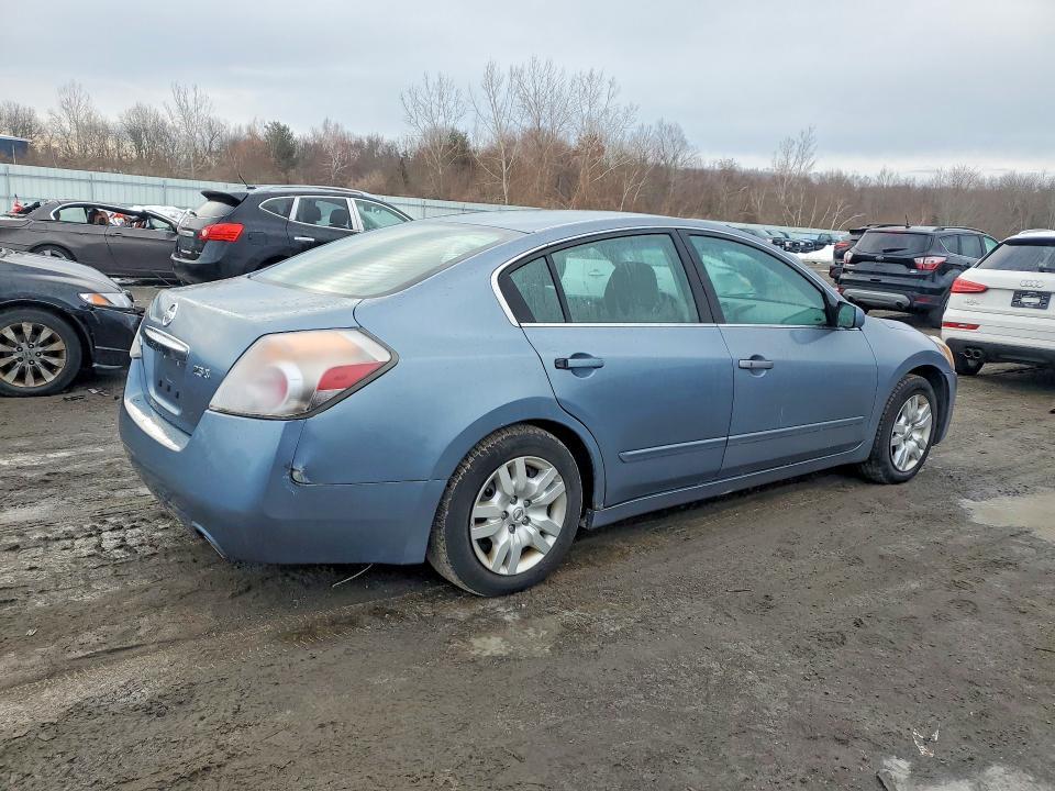2010 Niss Altima 2.5