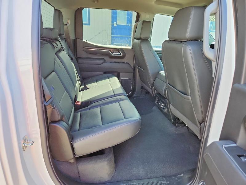 2026 GMC Sierra K1500 SLT