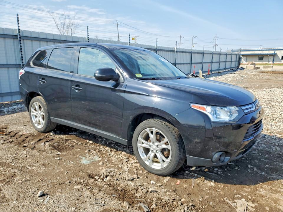2014 Mitsubishi Outlander se
