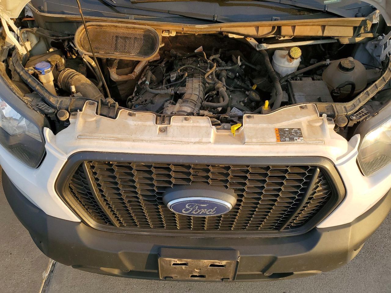 2023 Ford Transit Delivery Truck