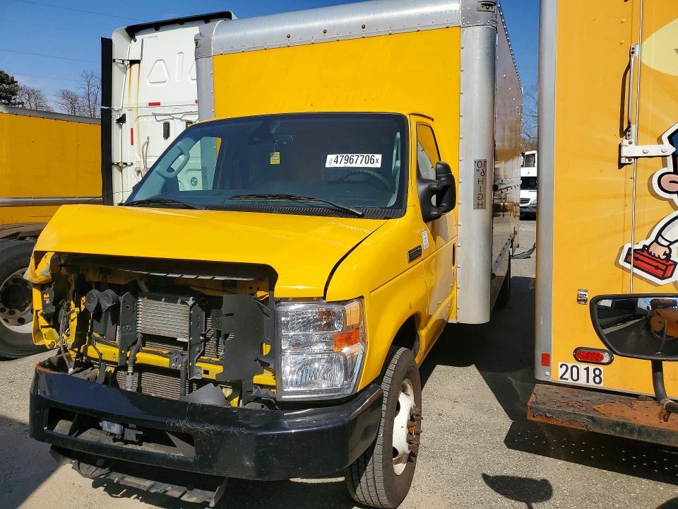 2022 Ford E350 BOX Truck