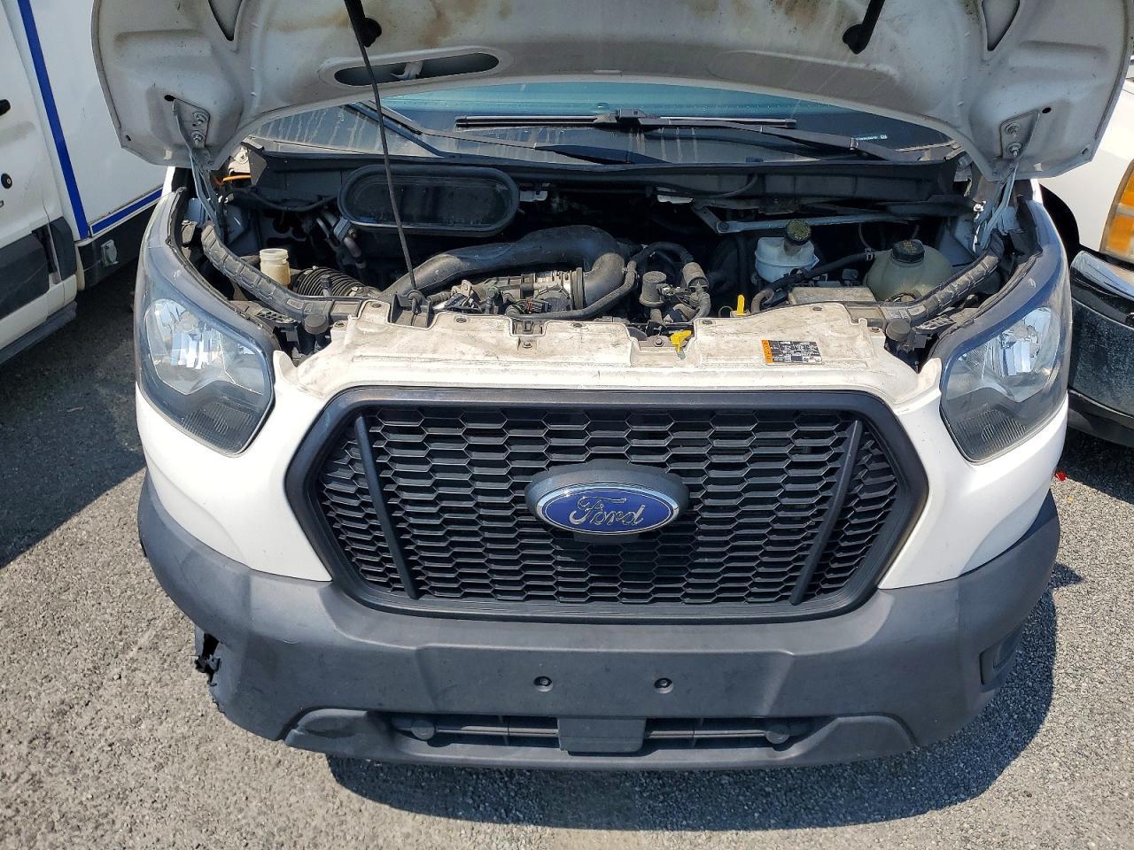 2020 Ford Transit Delivery Truck