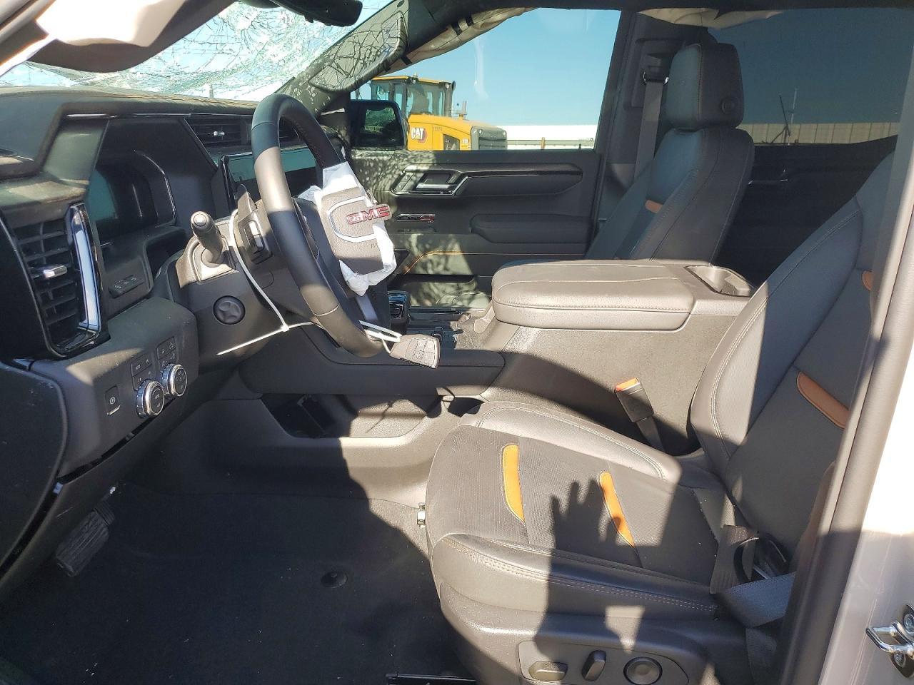 2026 GMC Sierra K1500 AT4