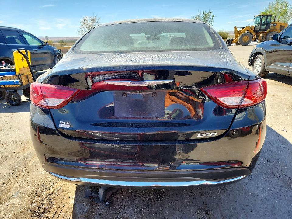2015 Chrysler 200 Limited