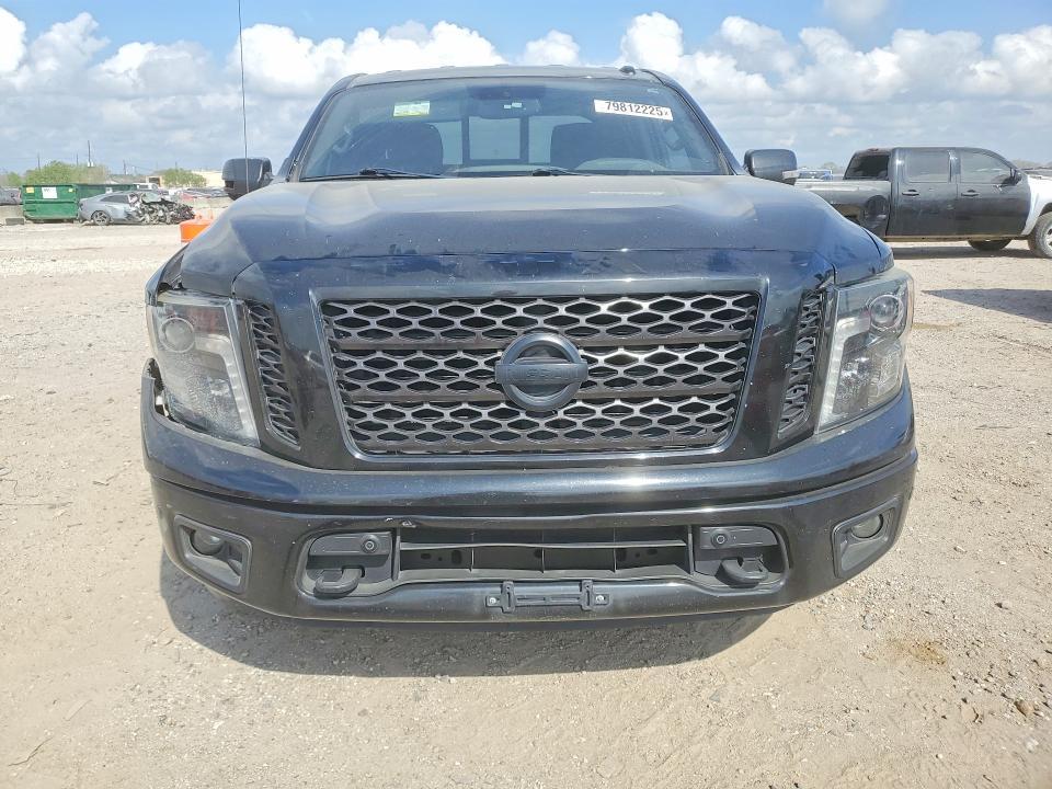 2019 Nissan Titan SV