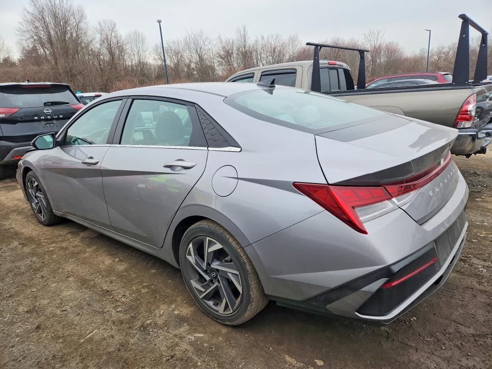 2025 Hyundai Elantra Limited