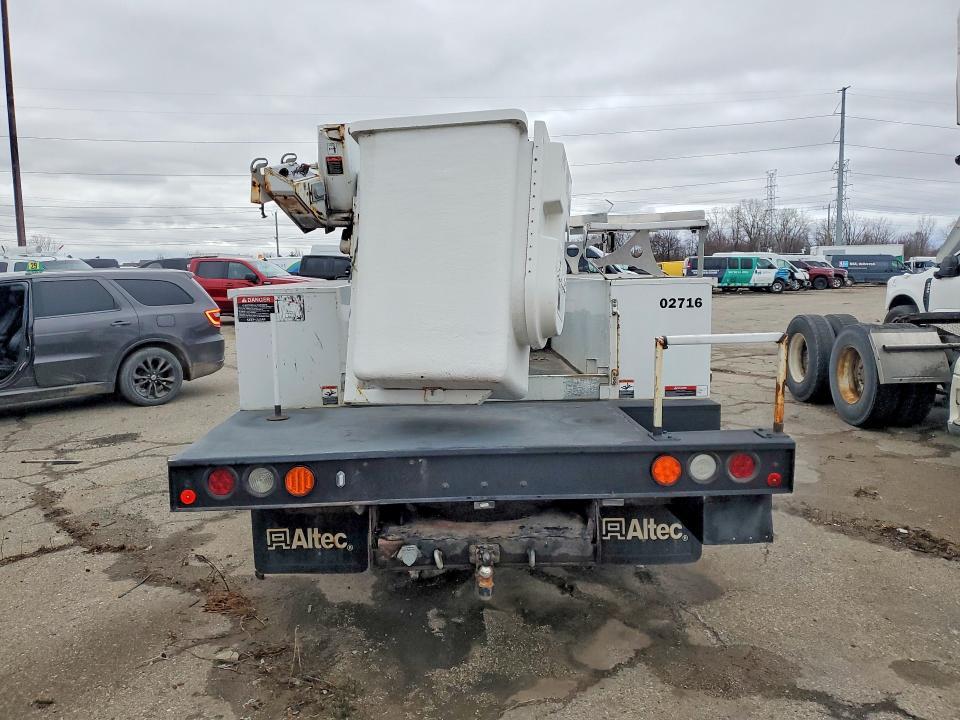 2016 Ford F450 Super Duty Bucket Truck