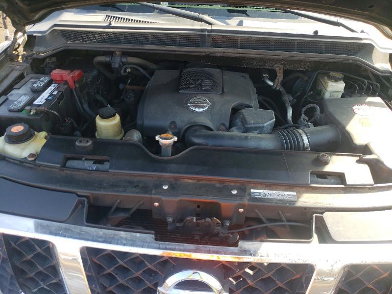 2010 Nissan Titan SE