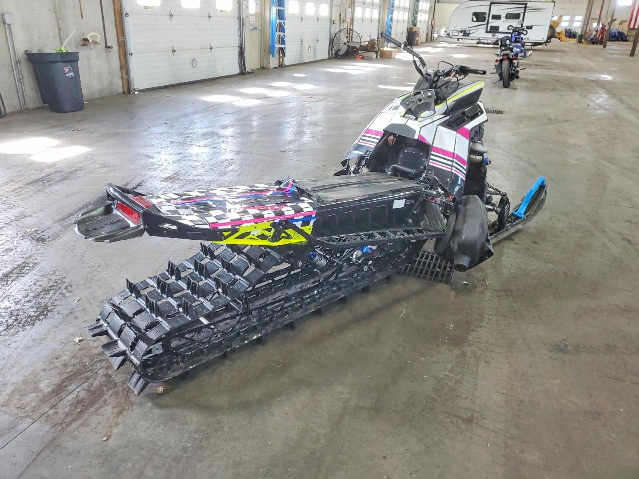 2022 Polaris Matryx RMK PKG