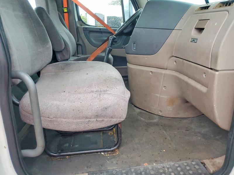 2012 Freigliner 2012 Freightliner Cascadia Semi Truck