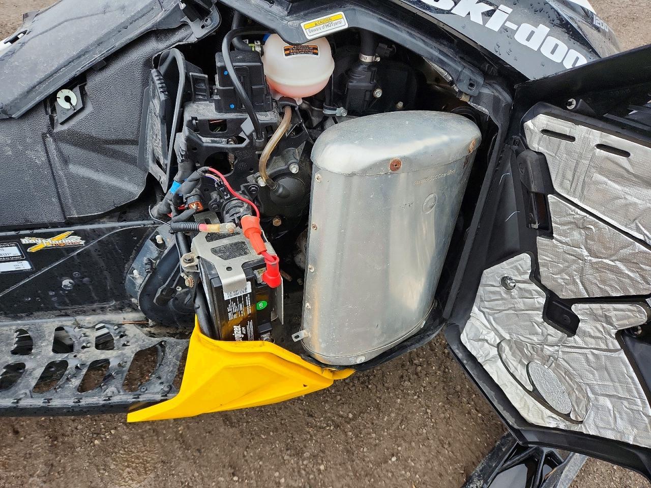 2016 Skidoo MX Z Blizzard 1200
