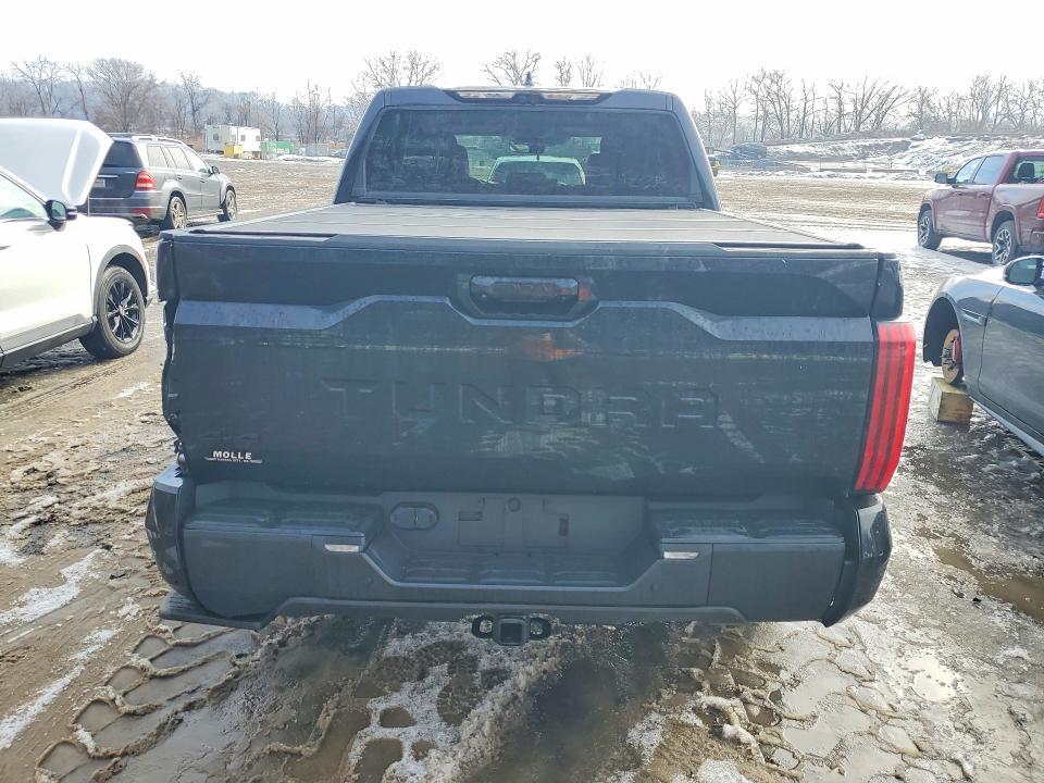 2024 Toyota Tundra Limited HV