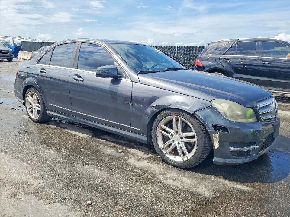 2013 Mercedes-Benz C 300 4matic