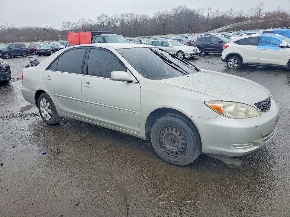2003 Toyota Camry le