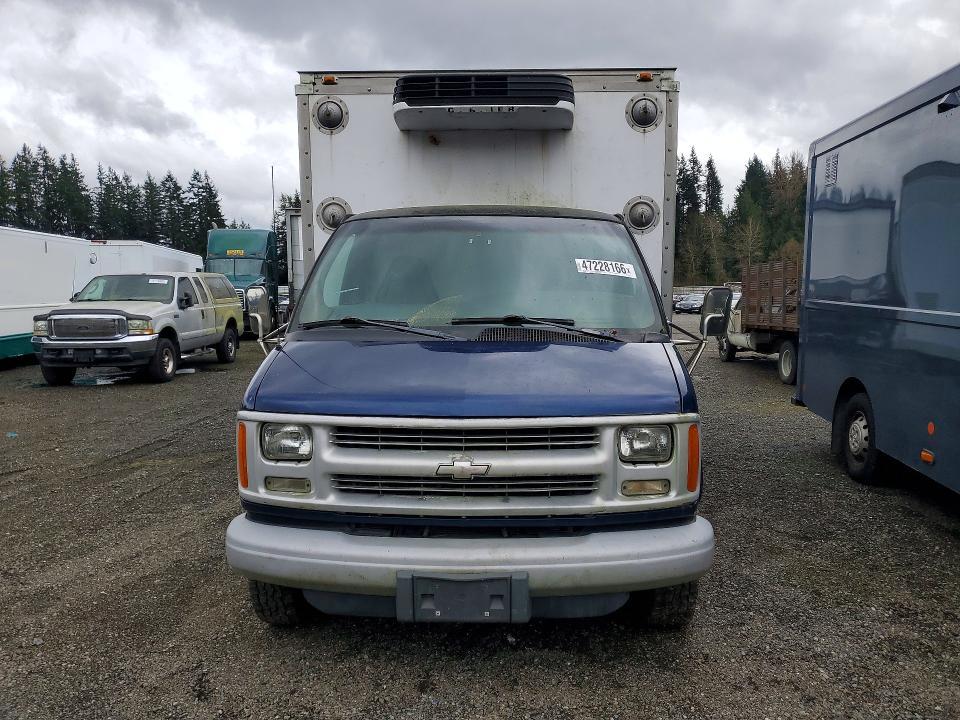 2002 Chev Express G3500