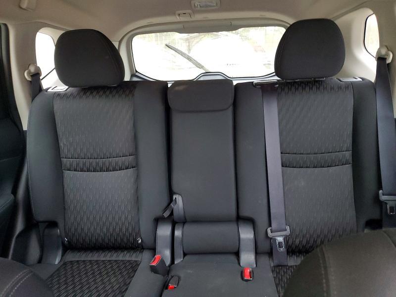 2018 Nissan Rogue sv