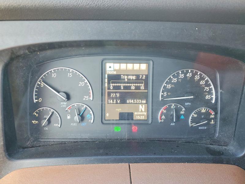 2020 Freightliner Cascadia 126 Semi Truck