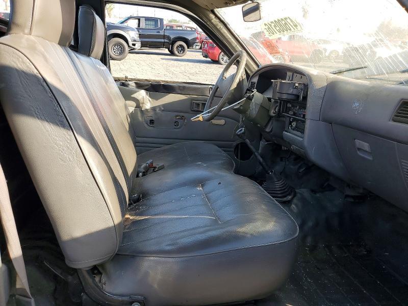 1991 Toyota Pickup Base