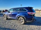 2015 Toyota Highlander le Plus