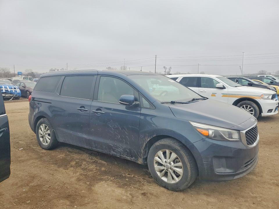 2016 KIA Sedona lx