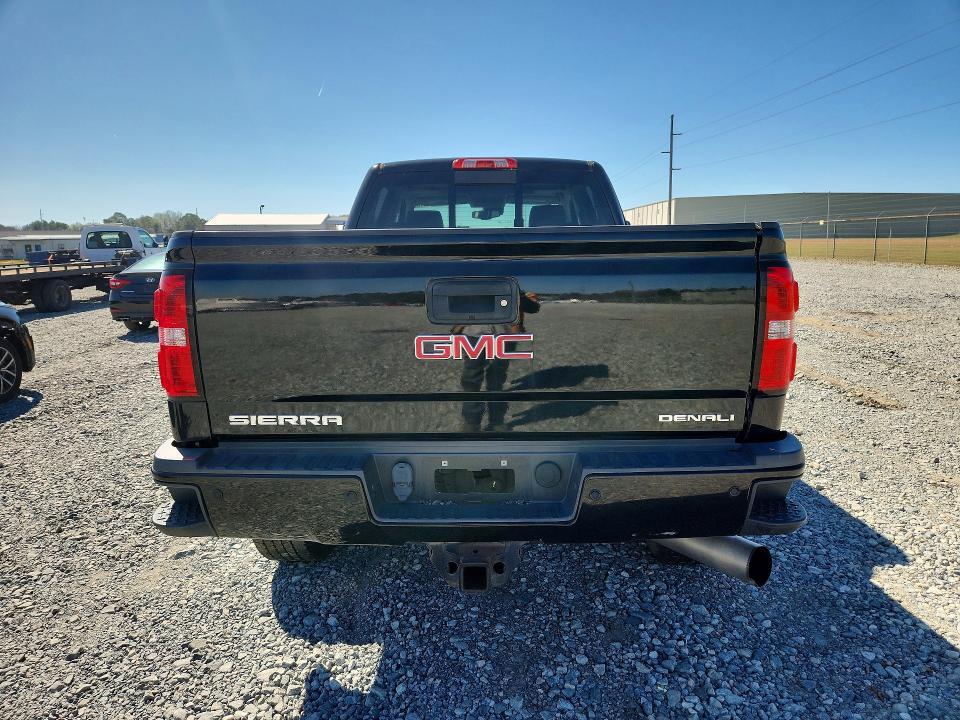 2015 GMC Sierra K2500 Denali