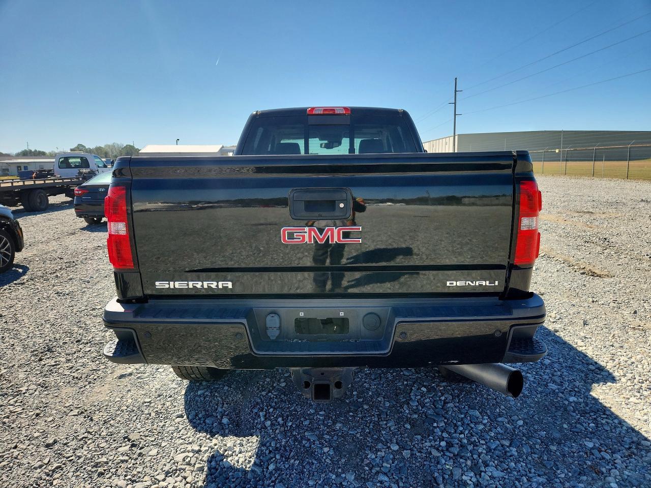 2015 GMC Sierra K2500 Denali