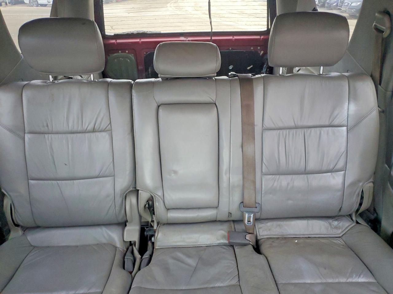 2003 Toyota Sequoia SR5